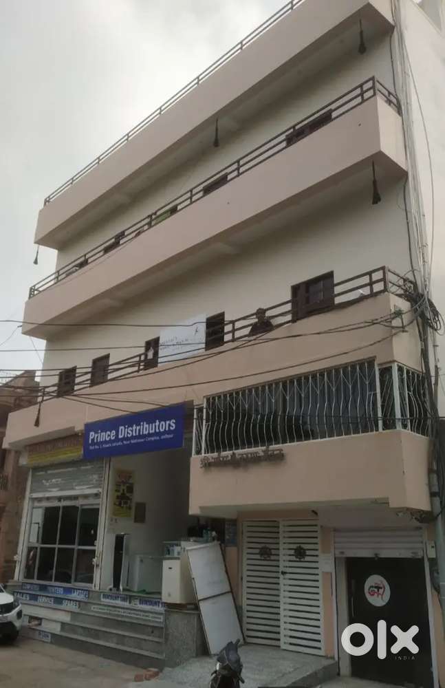 Prime location sardarpura center of the city