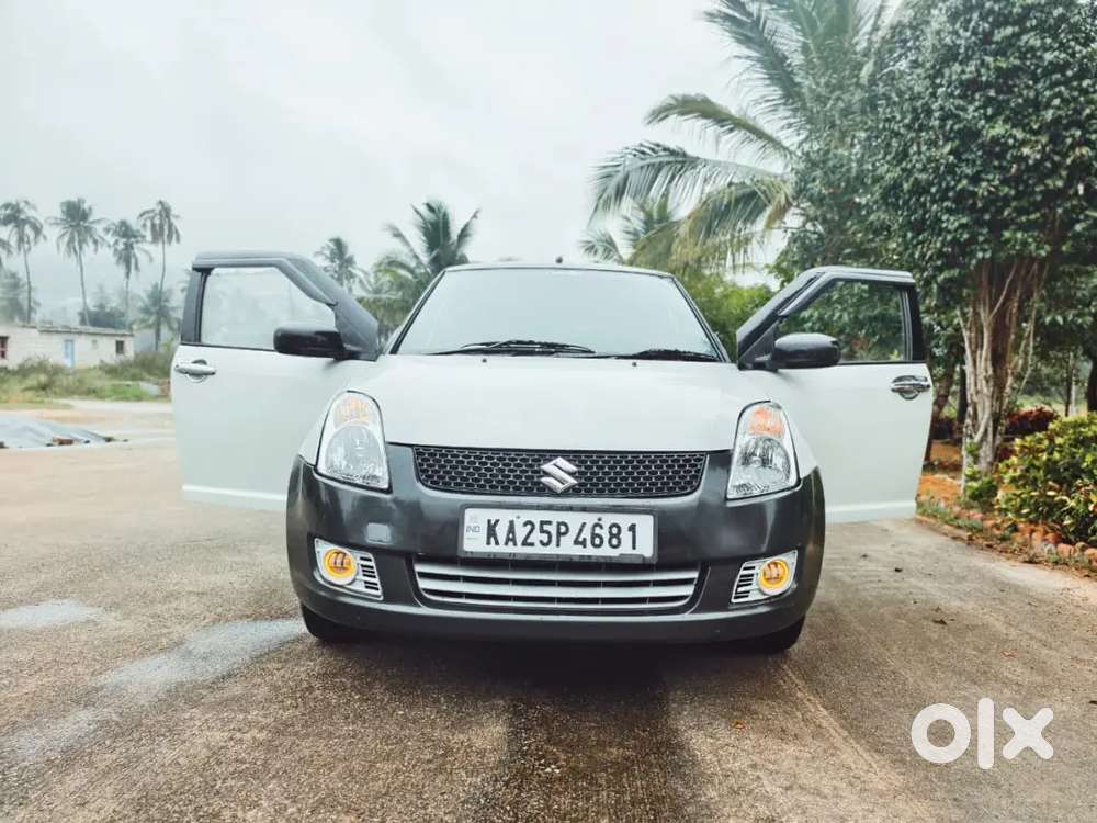 Maruti Suzuki Swift 2009 Diesel 149000 Km Driven and 4 brand new tyres