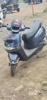 TVs iqube S metalic grey colour neat and clean condition