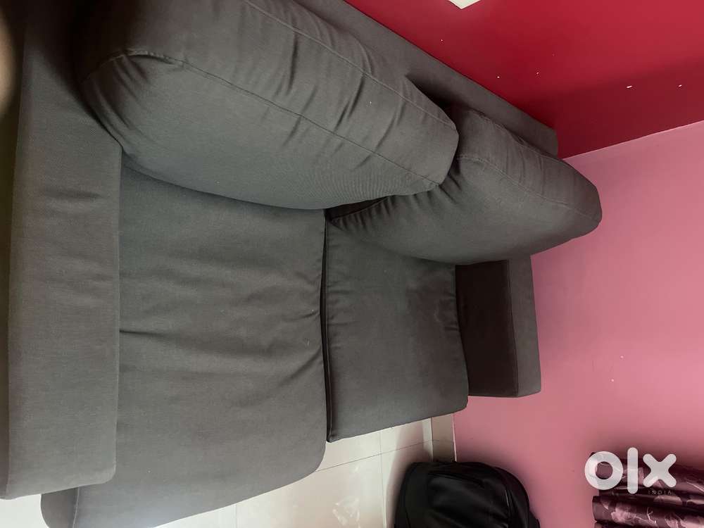 Black Sofa Set in Excellent Condition – Ready to Use