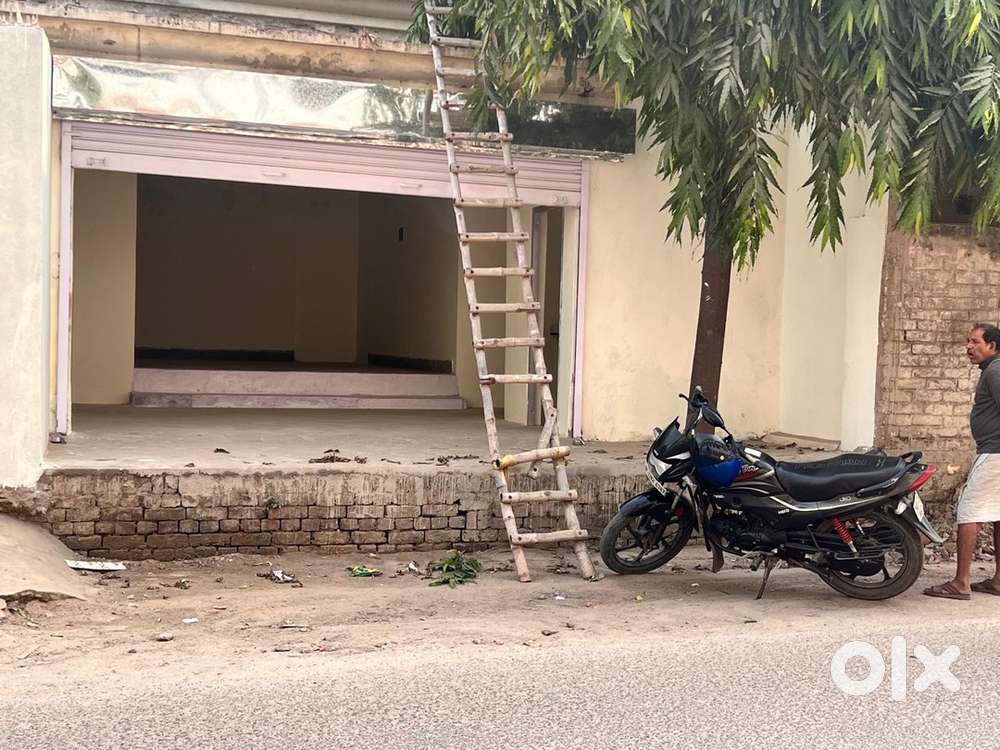 Commercial space best suited for office, godown, pathlab