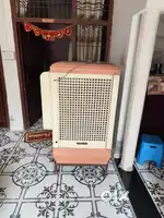 Supreme Cooler nice condition very heavy body cooler