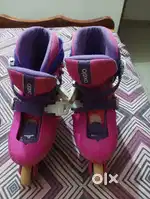 Skating shoes