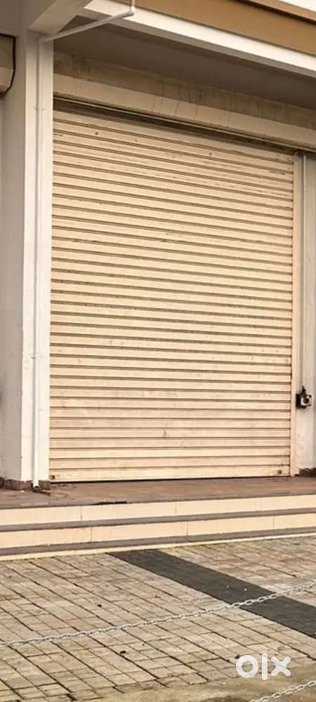 Shop for sale (Double Height) main road touch Bogmalo, Goa
