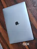 Apple Macbook Pro i7 16GB Ram 512GB Apple 5.5gbGraphics Touchbar