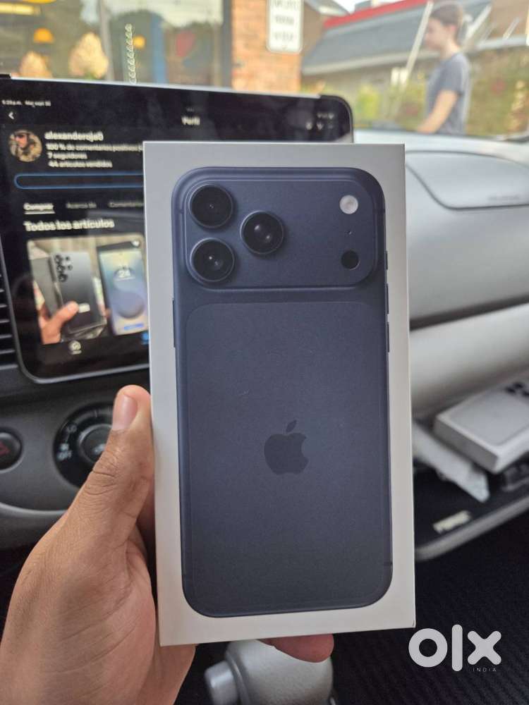 SEALED iPhone 17 Pro Max 256 GB Deep Blue (Unlocked)