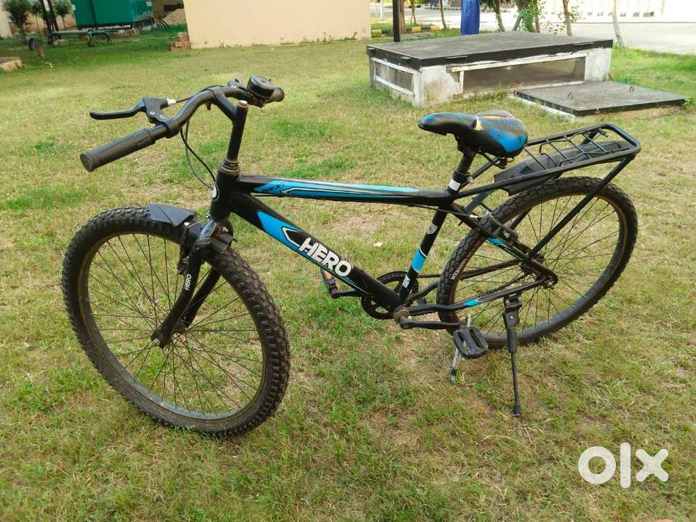 Hero cycle with both new tyres , 1 year age