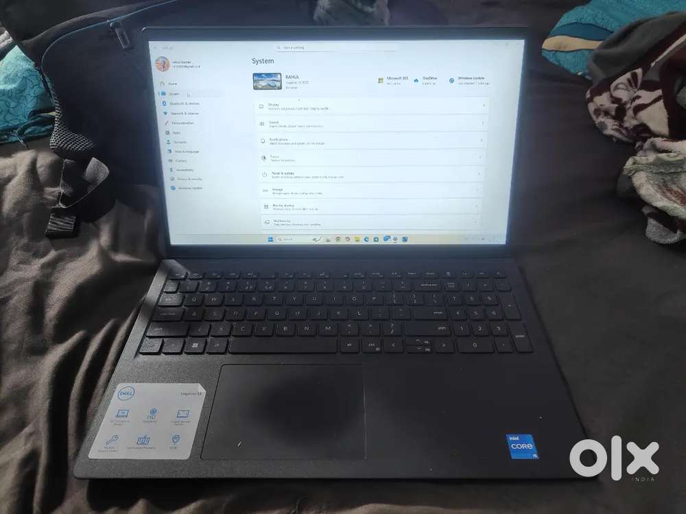 Dell Inspiron 15 3520