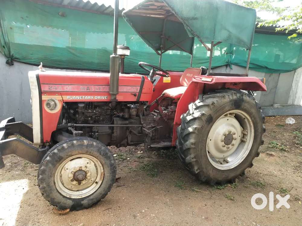 Tractor for sale with good condition