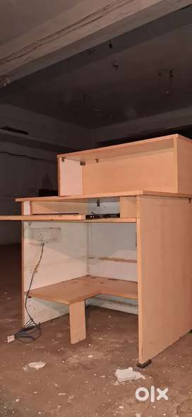 Study table urgent sale( single , double seat) message for price