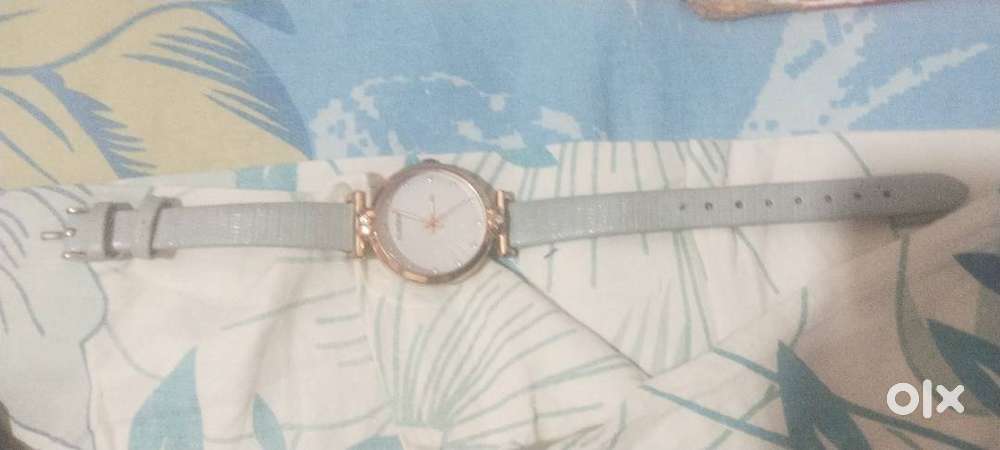 Custom watch up