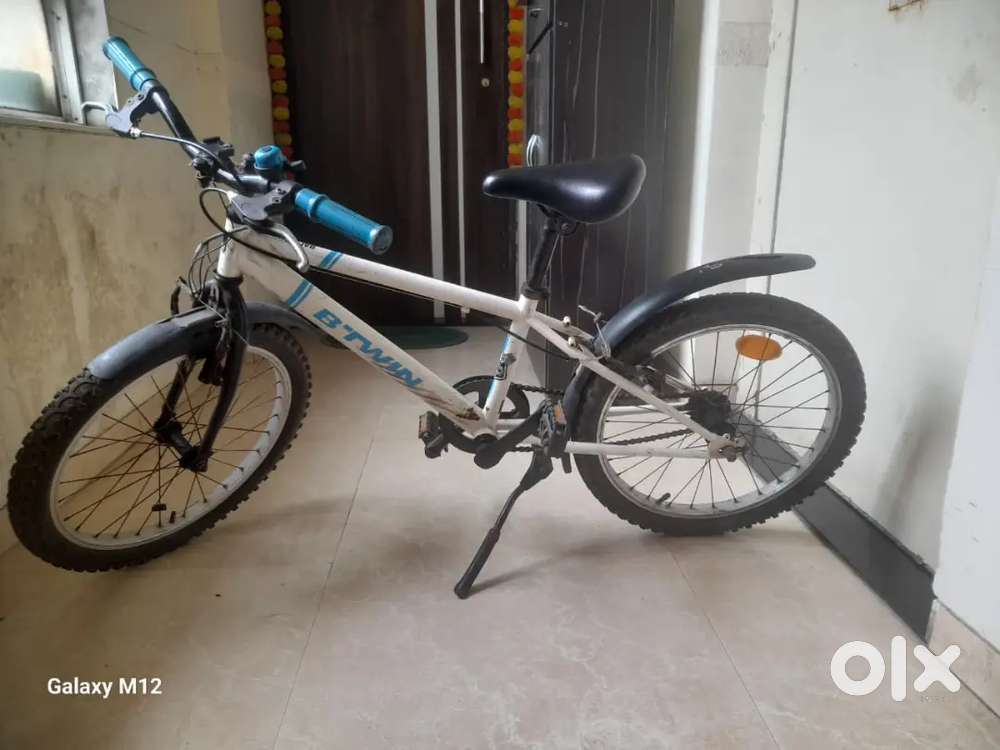B'twin  bicycle