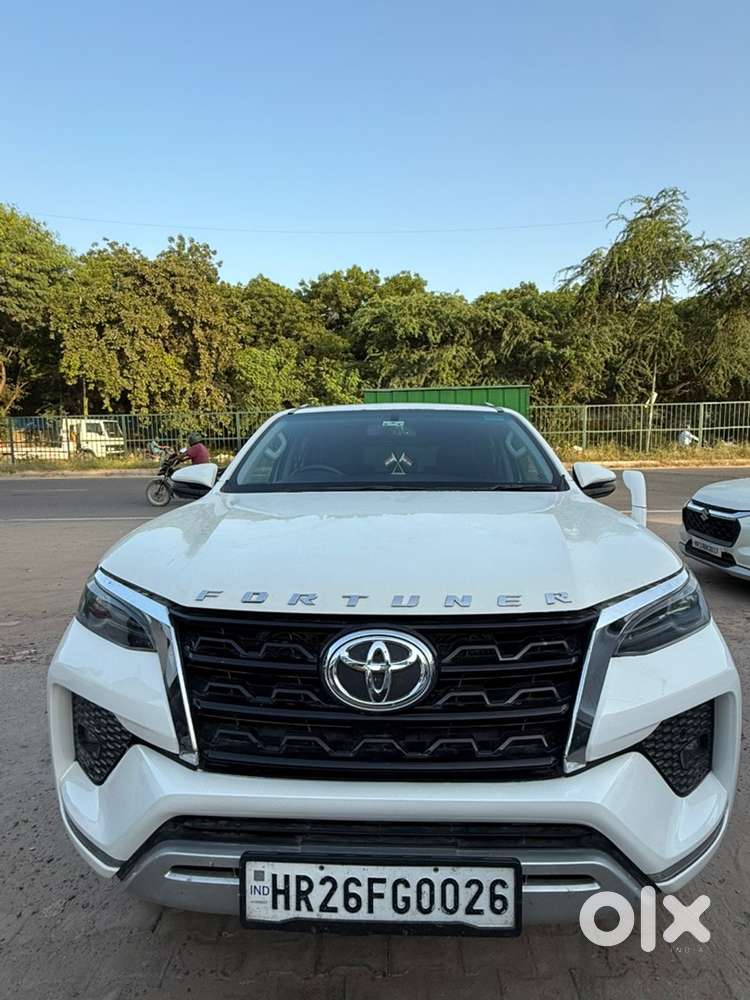 Toyota Fortuner 2024 Diesel Well Maintained