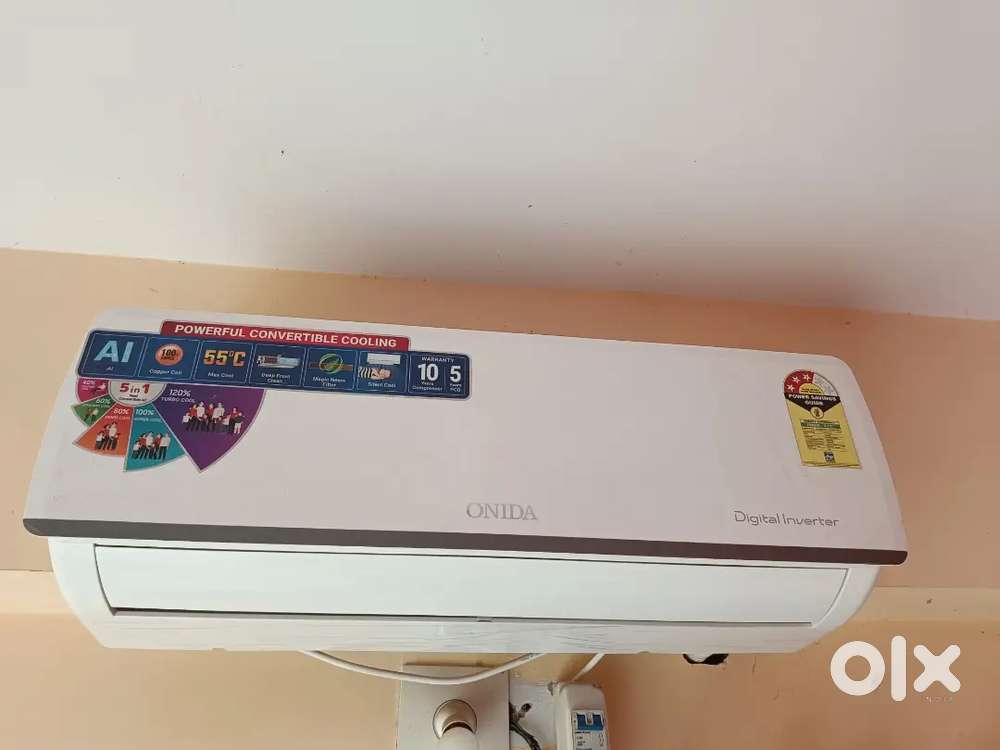 Onida 1.5 ton digital split inverter AC in new like condition & remote