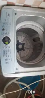 A fully automatic washing machine