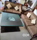 Selling this heavy quality 5 seater sofa set
