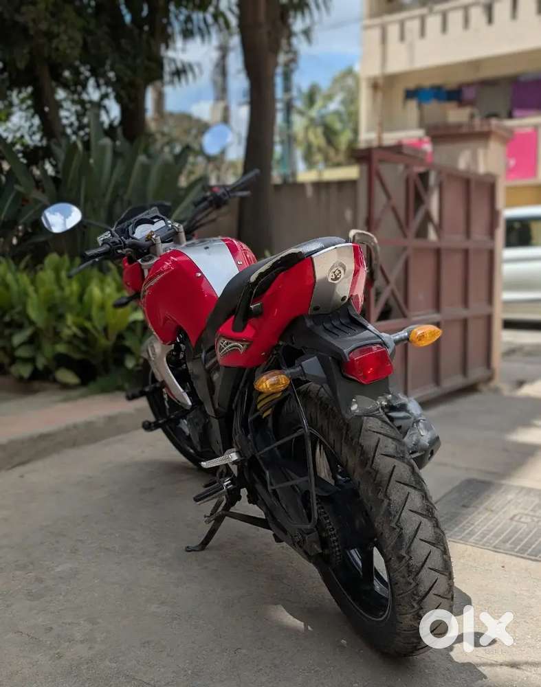 Yamaha FZS (Red/Silver) - 2014 model