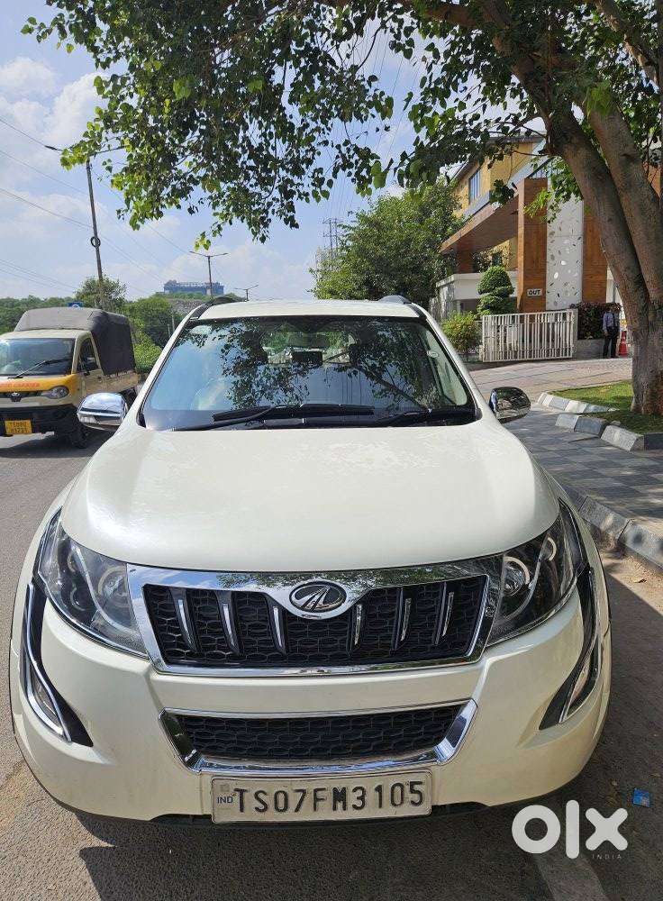 Mahindra XUV500 W6 AT, 2016, Diesel