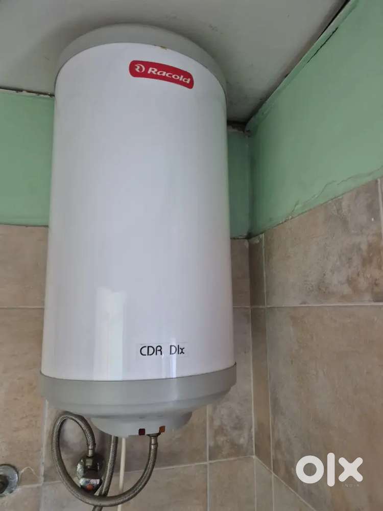 GEYSER 25 LTRS NOT USED