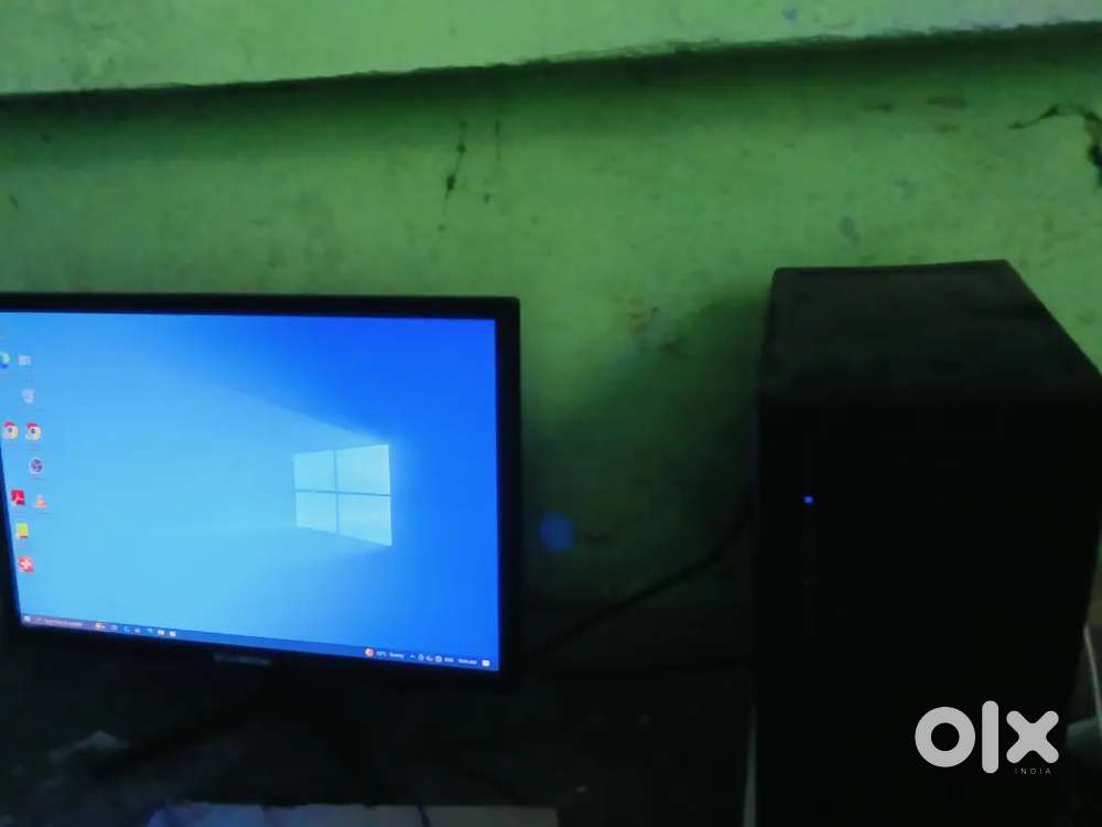 Core i5 generation 8/128 system with keyboard mouse display 19inch zen