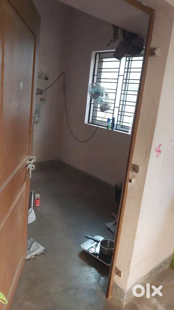 For rent a single room with bathroom