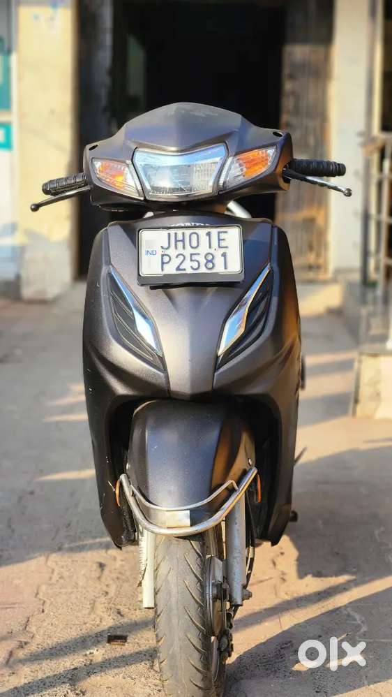 Honda Activa 6G well maintained 1st owned  used Scooty