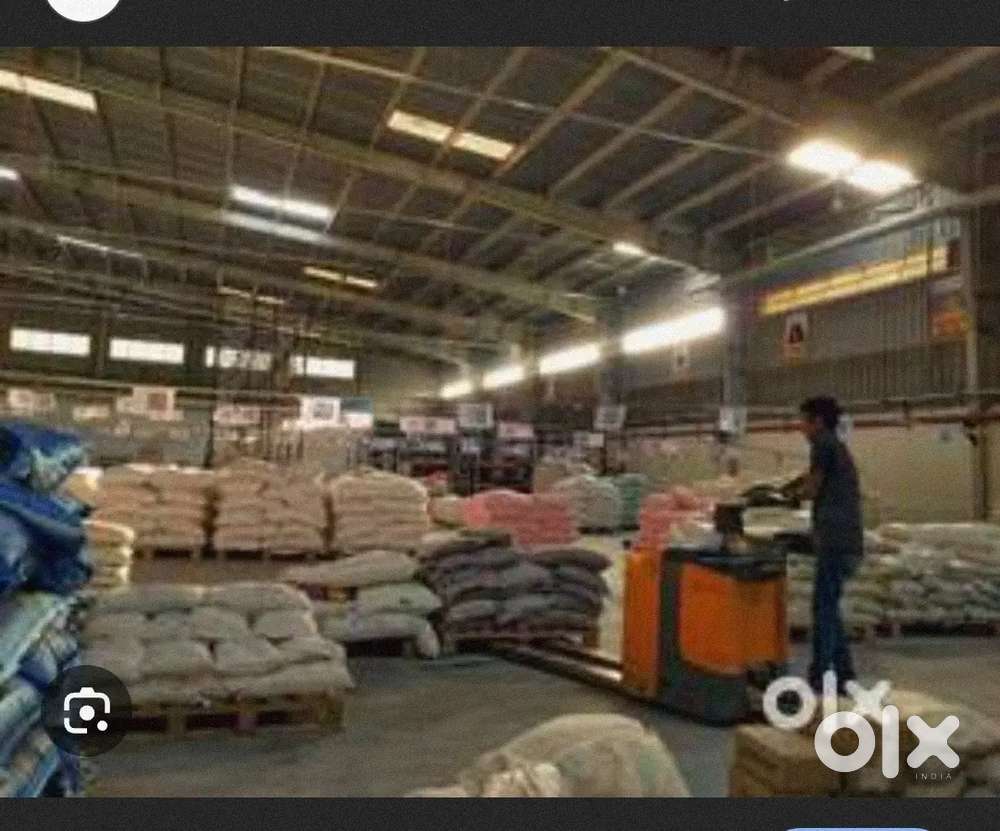 Grocery werehouse packing