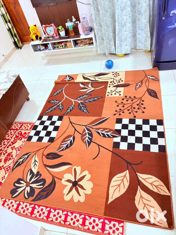 Carpet for home decorator 8*6 feet