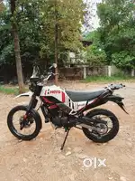 Hero Xpulse 200 4v rally edition. Mint showroom condition.