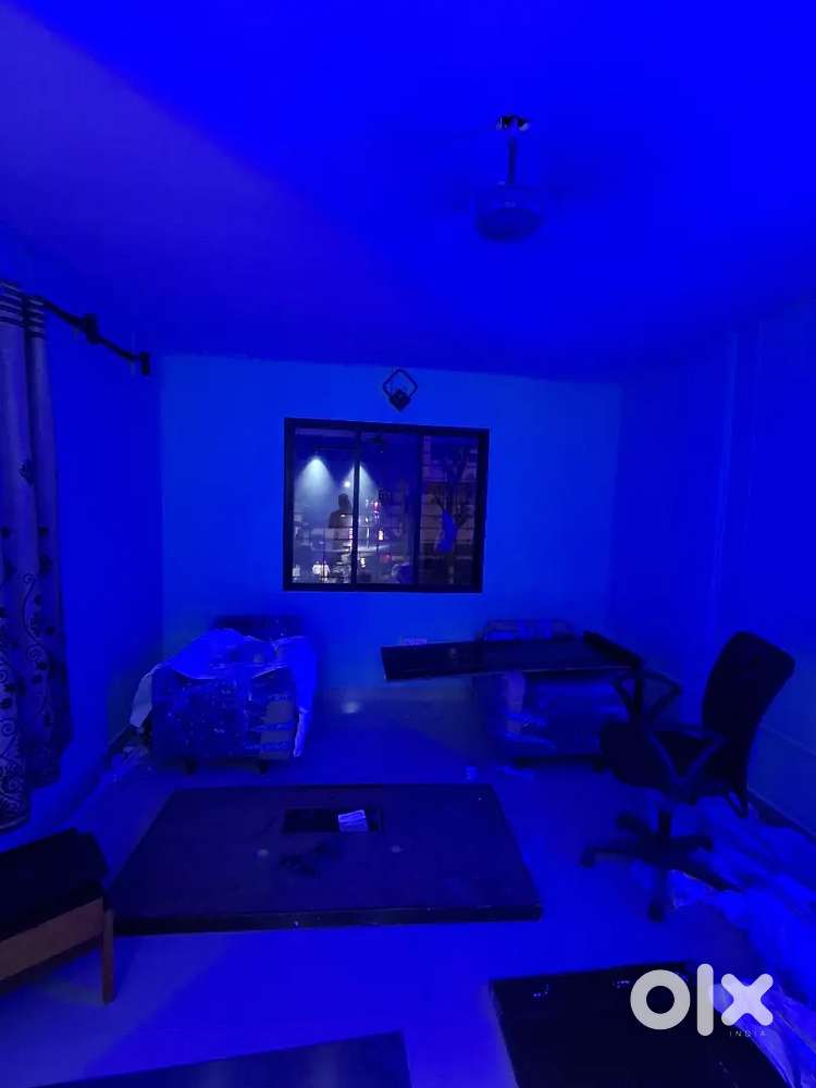 Airoli near fire station Office space for sharing