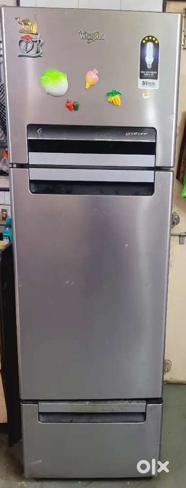 Whorpool Fridge 300 ltr 3 door