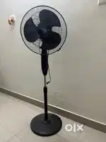 V-Guard Pedestal Fan - Black (