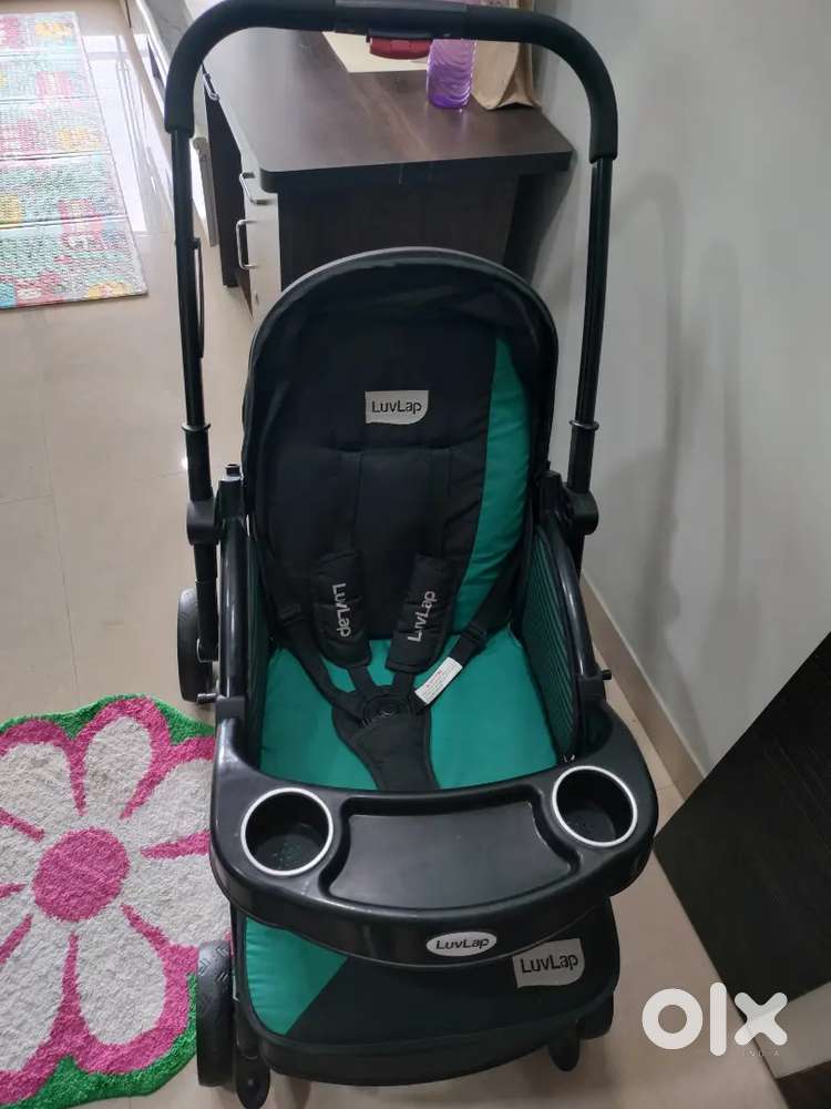 LUVLAP BABY STROLLER