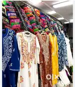 WANT TO SELL WOMENS CLOTHING STOCK
