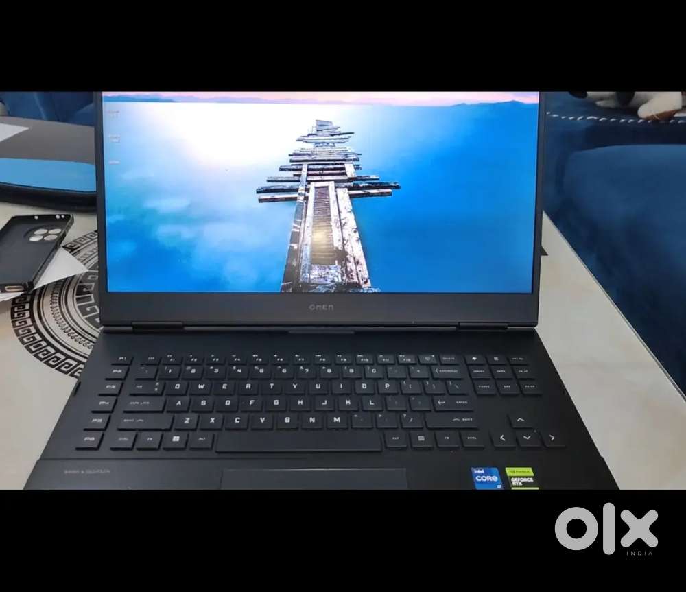 HP Omen 240hz, RTX 16gb 4090; 32 gb ddr5 RAM; gaming laptop.