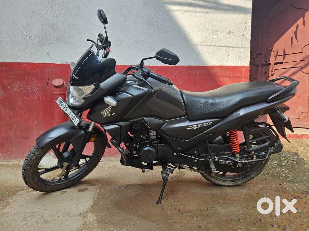 Honda SP125, only 17 months old