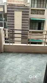 This is 1rk flat only for girls in Uttam Nagar West boys not allowed