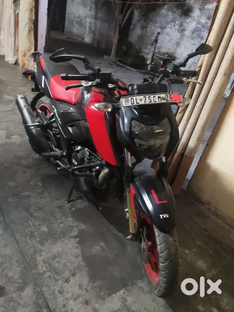 TVS apache 4v Brand new good kandisan koi kami nahi he