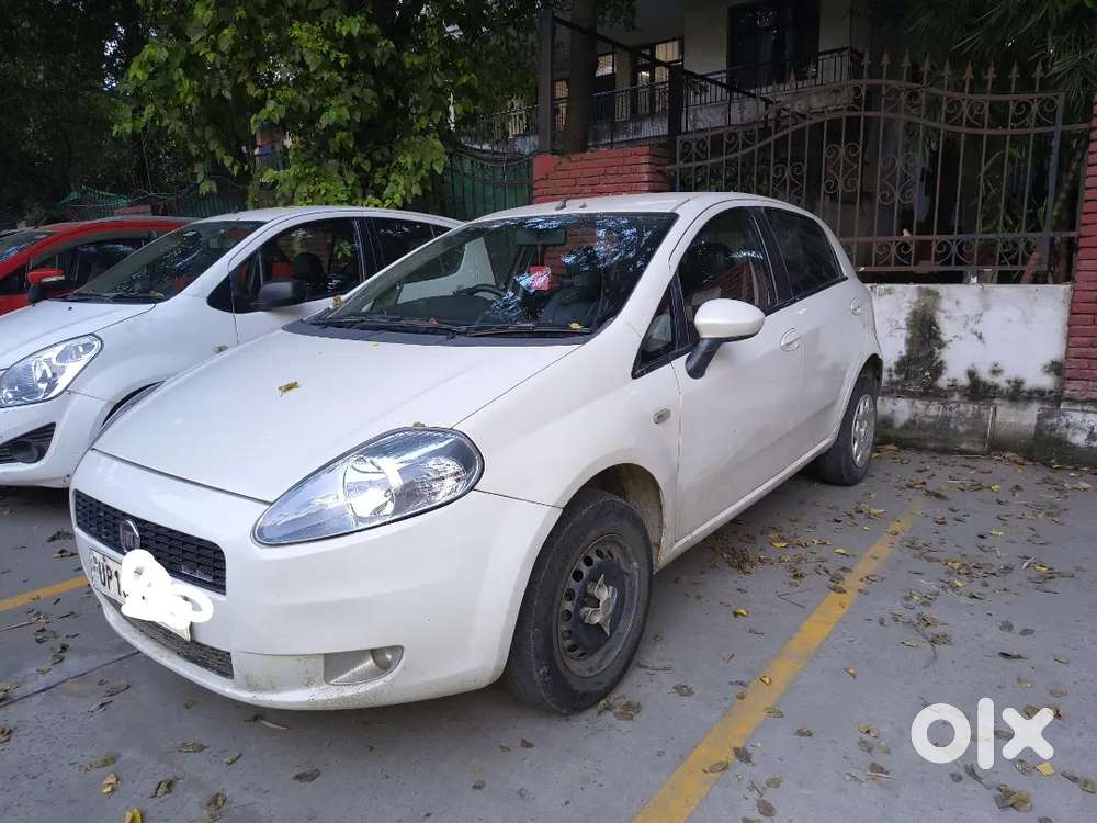 Fiat Grande Punto 2015 Diesel 102000 Km Driven