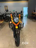 Bullet 350 std Black gold