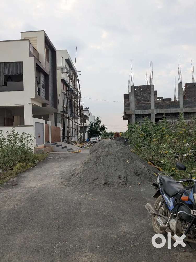 1800sft  Madambakkam near EB