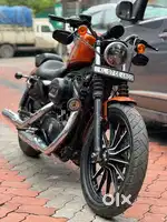 Harly Davidson iron 883 in mint condition 5 th owner fixed price