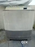 Manually washing machine 5 year used