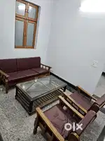 Sofa set for sale 5 persons with table