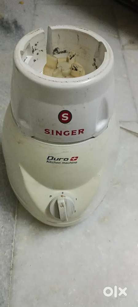 Good condition grinder mixcher & hand blender