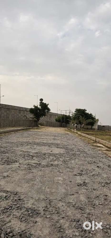 तुरंत मकान बनाकर रहने योग्य जमीन अब नगर निगम से एनओसी के साथ उपलब्ध है