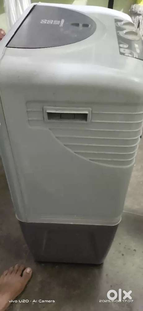 Hi this cooler is new I want to sell because I am using ac now