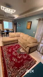 L-shaped Sofa set and centre table