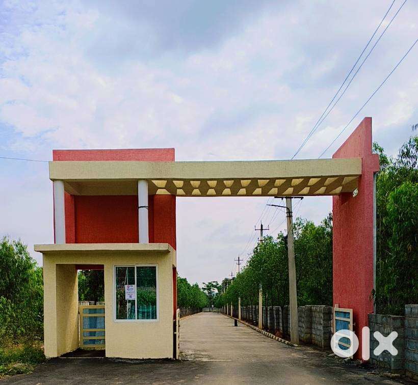 Residential plot available for sale with area of 1800 sqft.