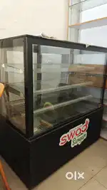 Western cake Display